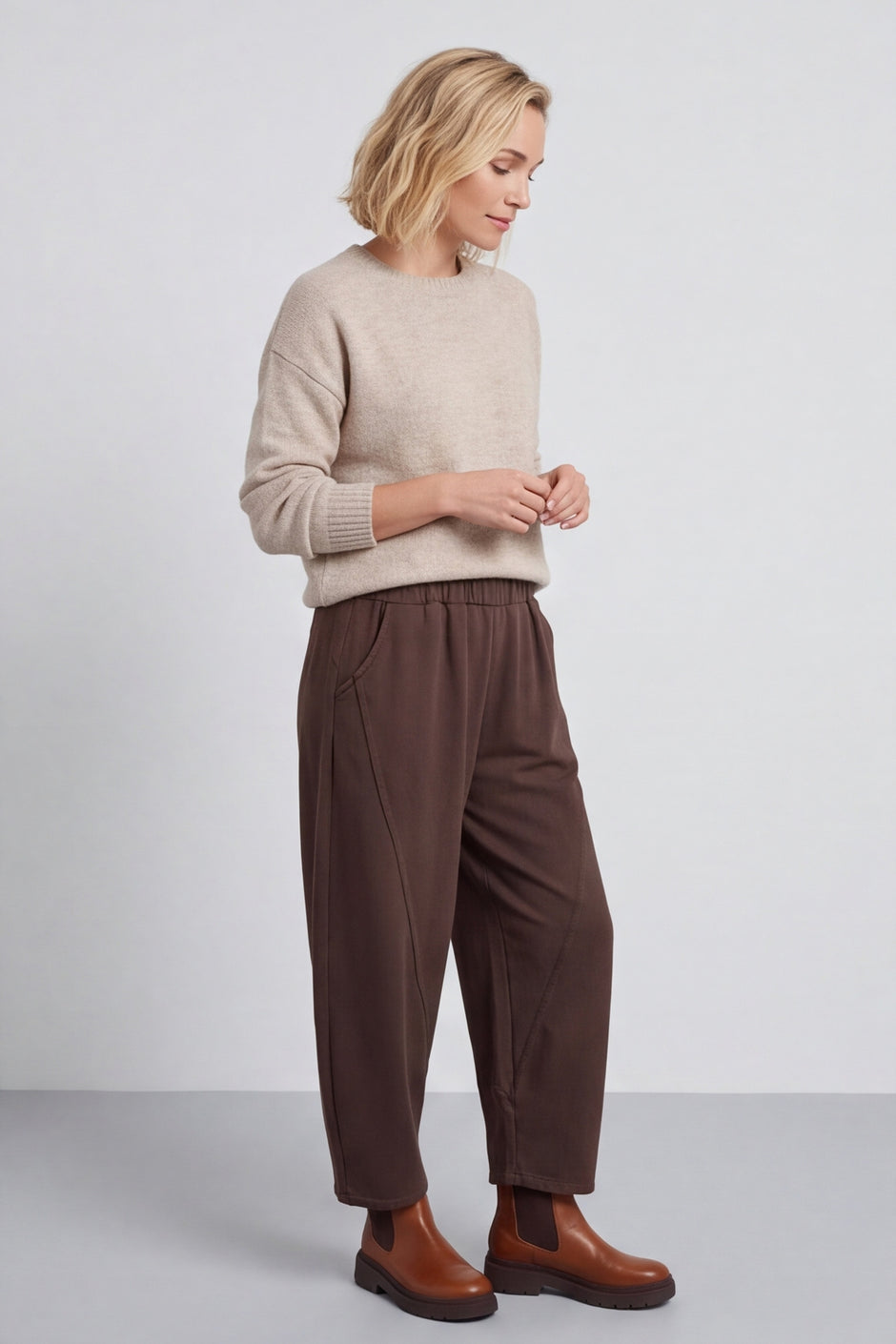 Yasmina Cropped Cotton Trousers Cocoa – image 2 of 4