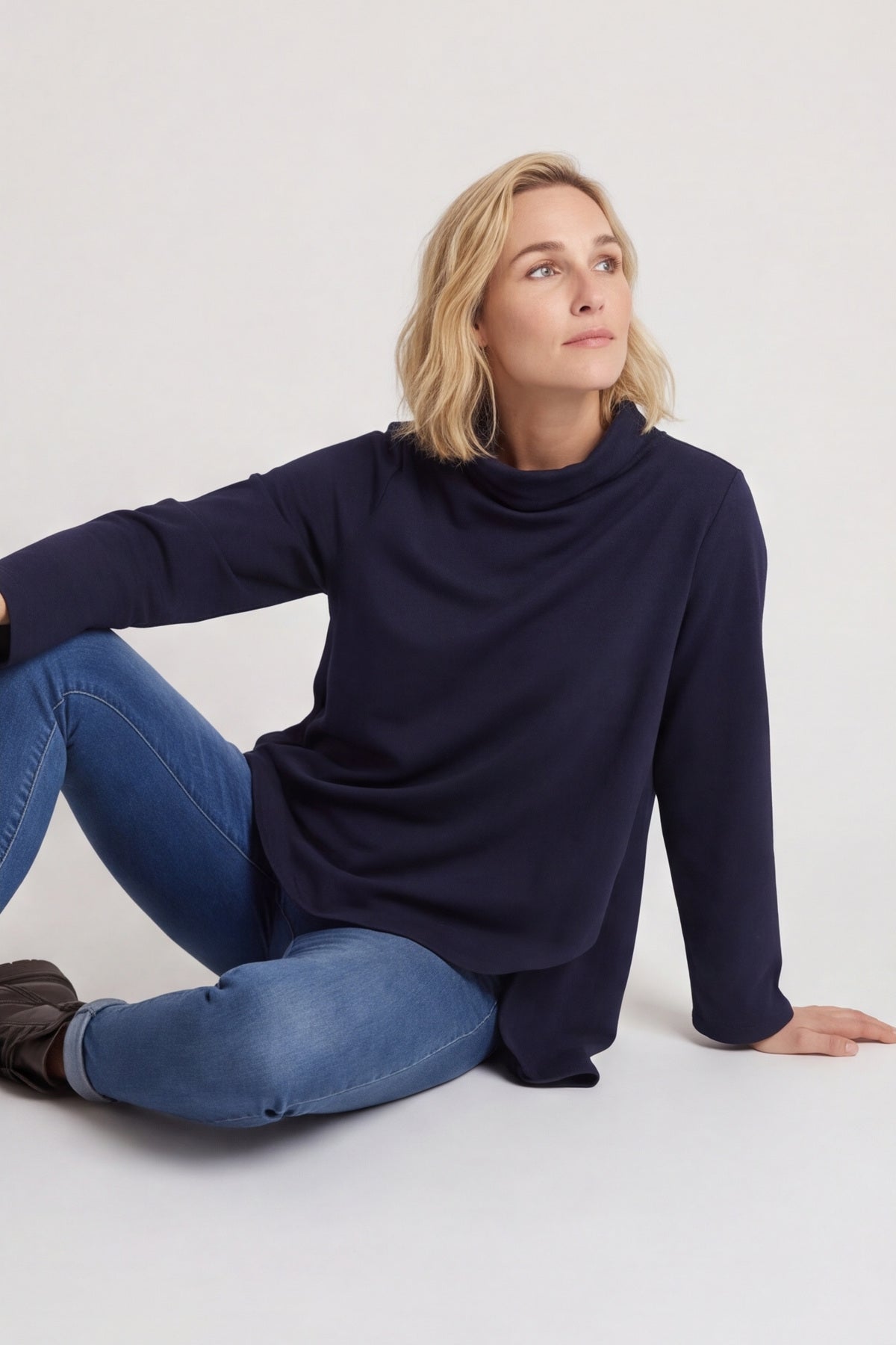 Courtney Cotton Top Navy – image 2 of 5