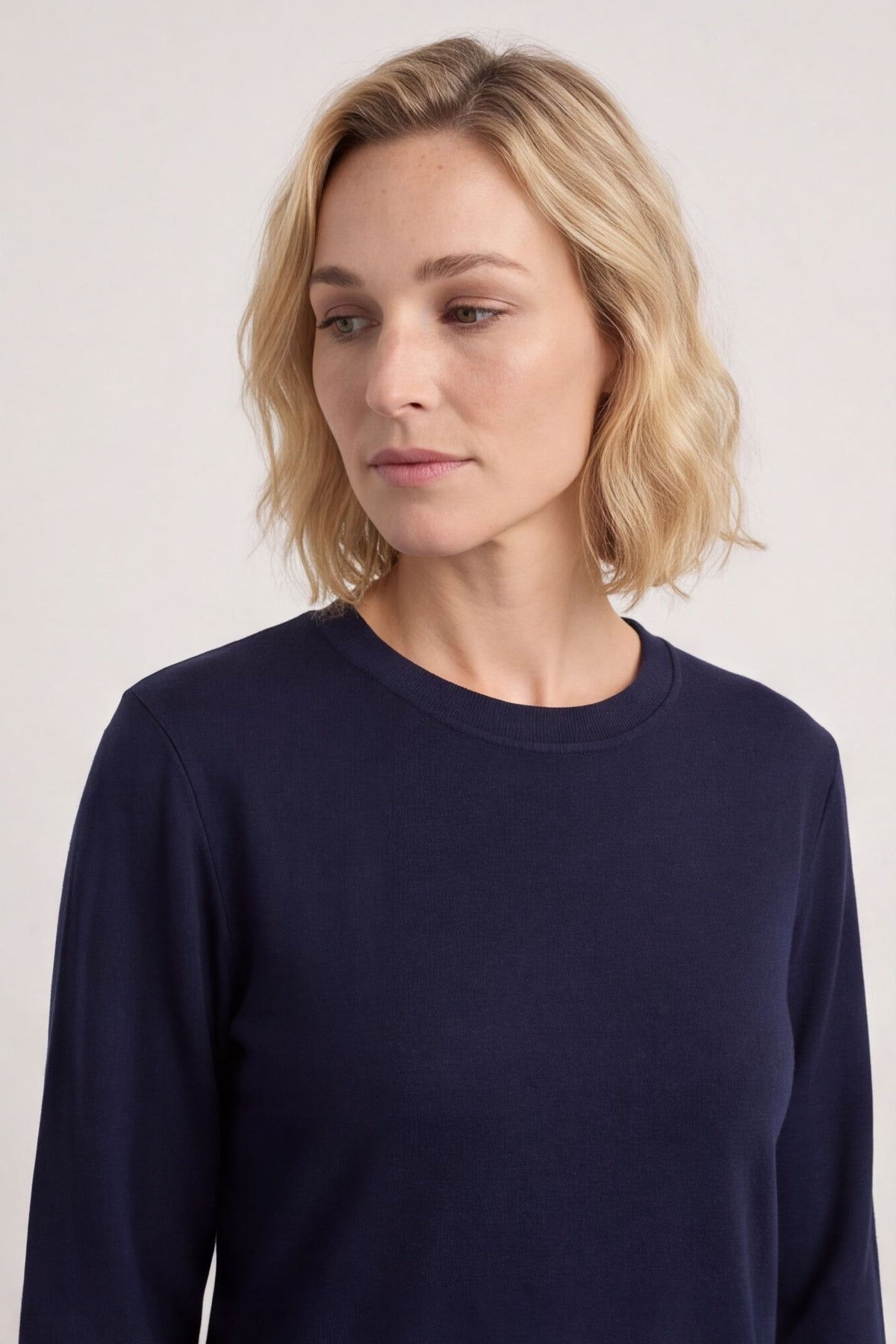 Chantelle Lace Detail Top Navy – image 2 of 5