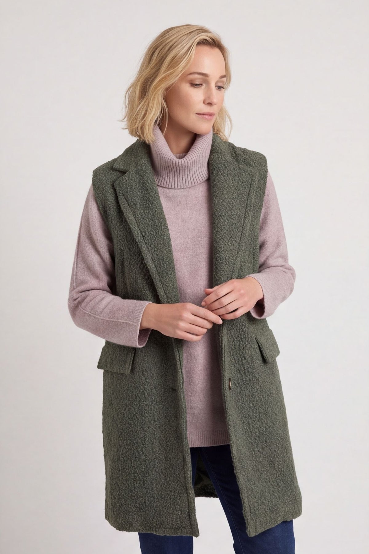Nori Boucle Gilet Khaki – image 2 of 6