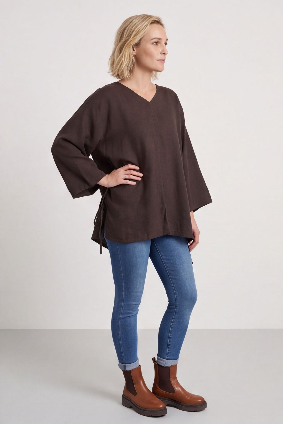 Nulvi V-Neck Linen Top Cocoa – image 2 of 4