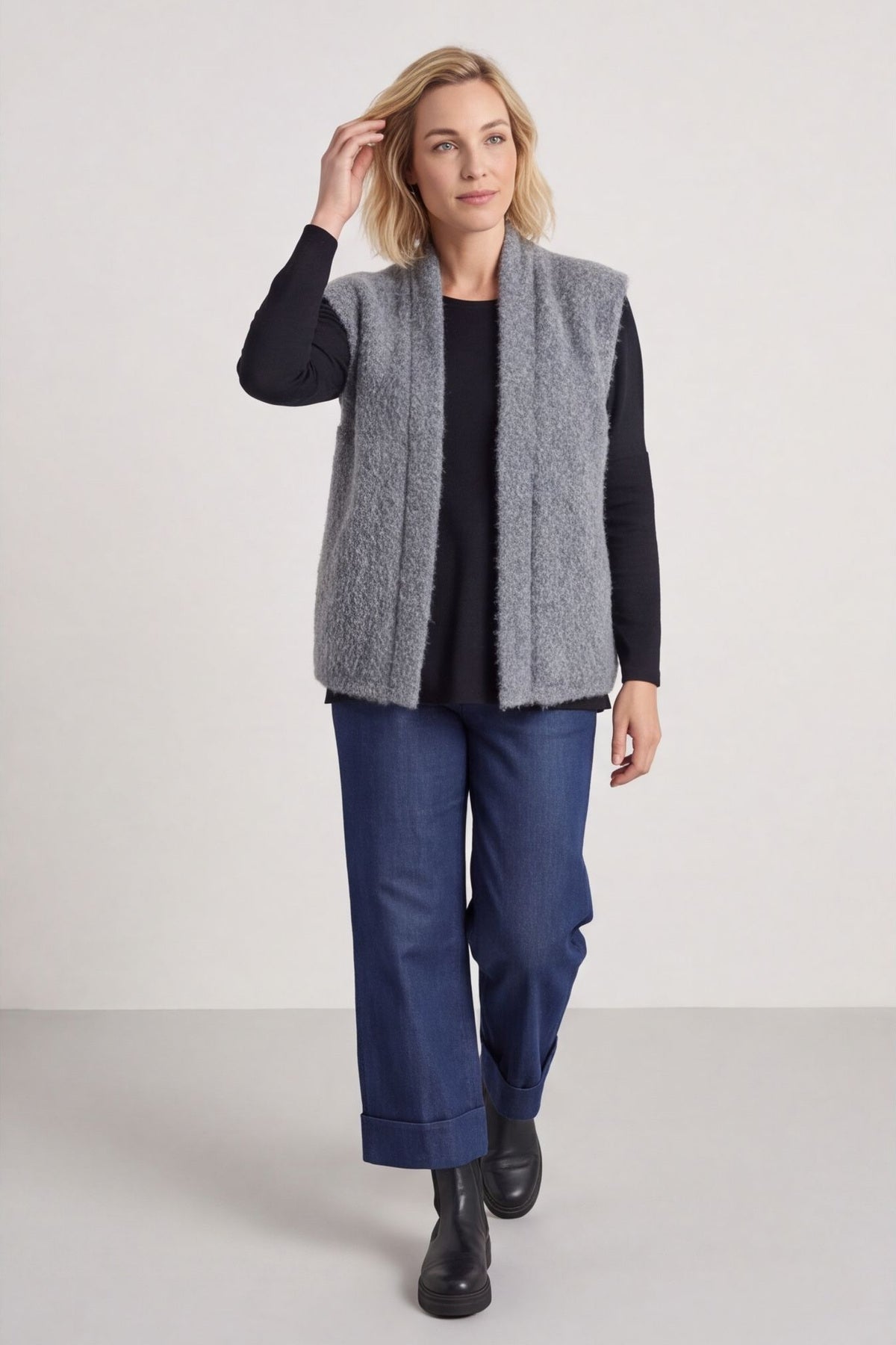Dani Gilet Mid Grey – image 2 of 5