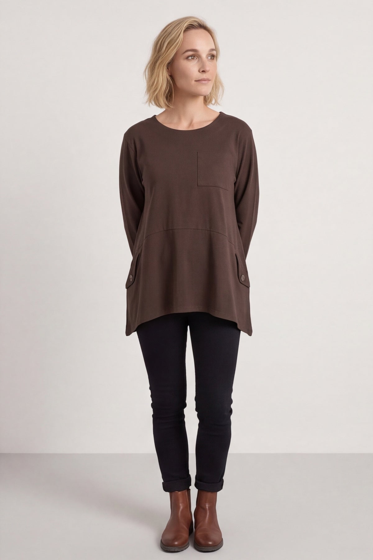 Angelina Pocket Cotton Top Cocoa – image 2 of 6