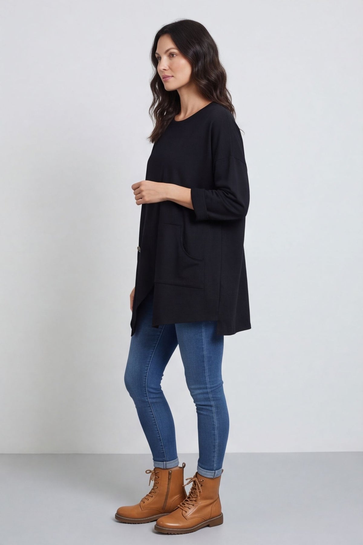Kelilah Pocket Cotton Top Black – image 2 of 5