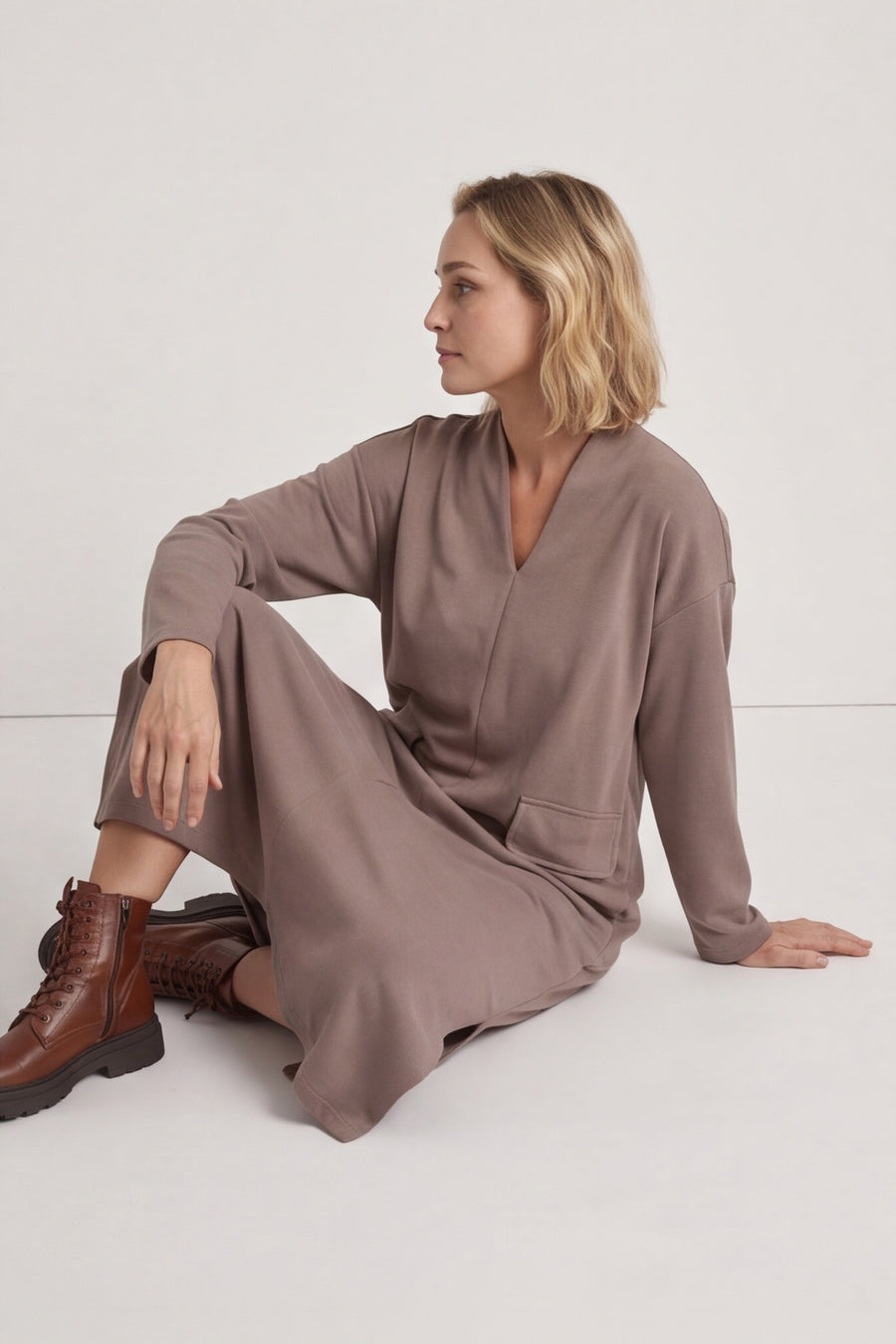 Clarissa V-Neck Cotton Dress Mocha – image 3 of 6
