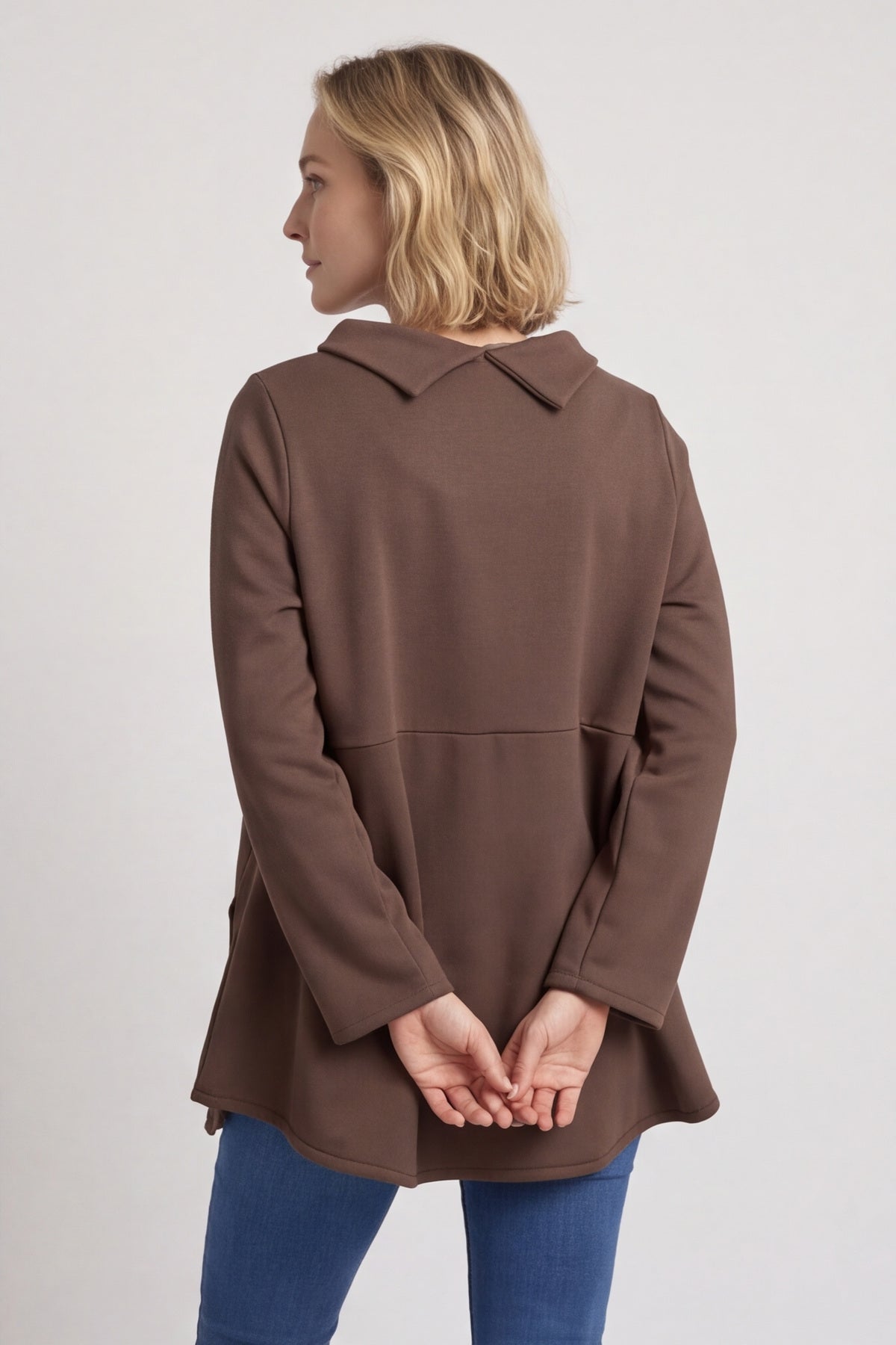 Courtney Cotton Top Cocoa – image 3 of 6