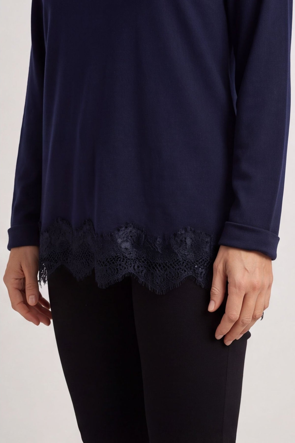 Chantelle Lace Detail Top Navy – image 3 of 5
