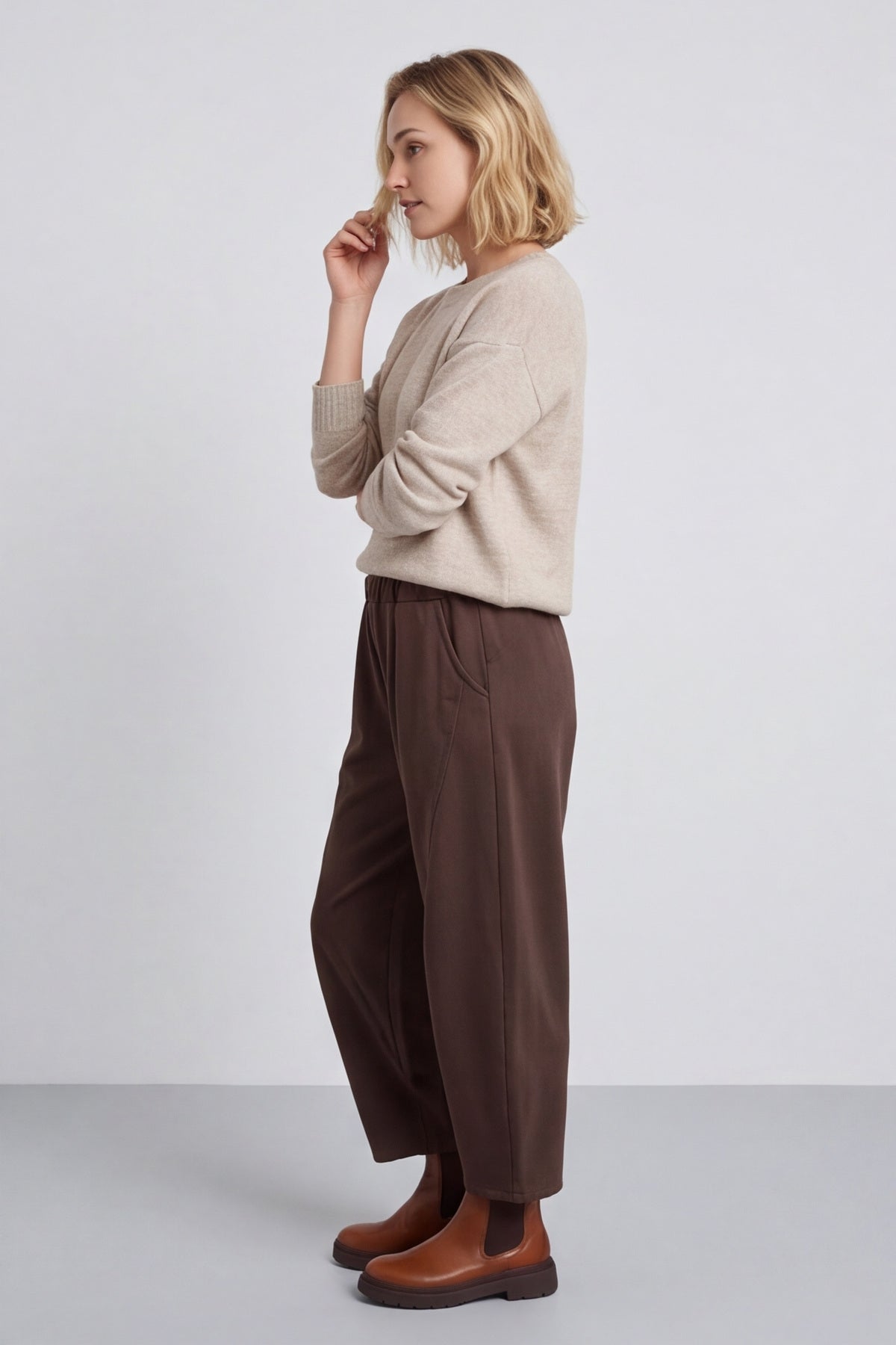 Yasmina Cropped Cotton Trousers Cocoa – image 3 of 4