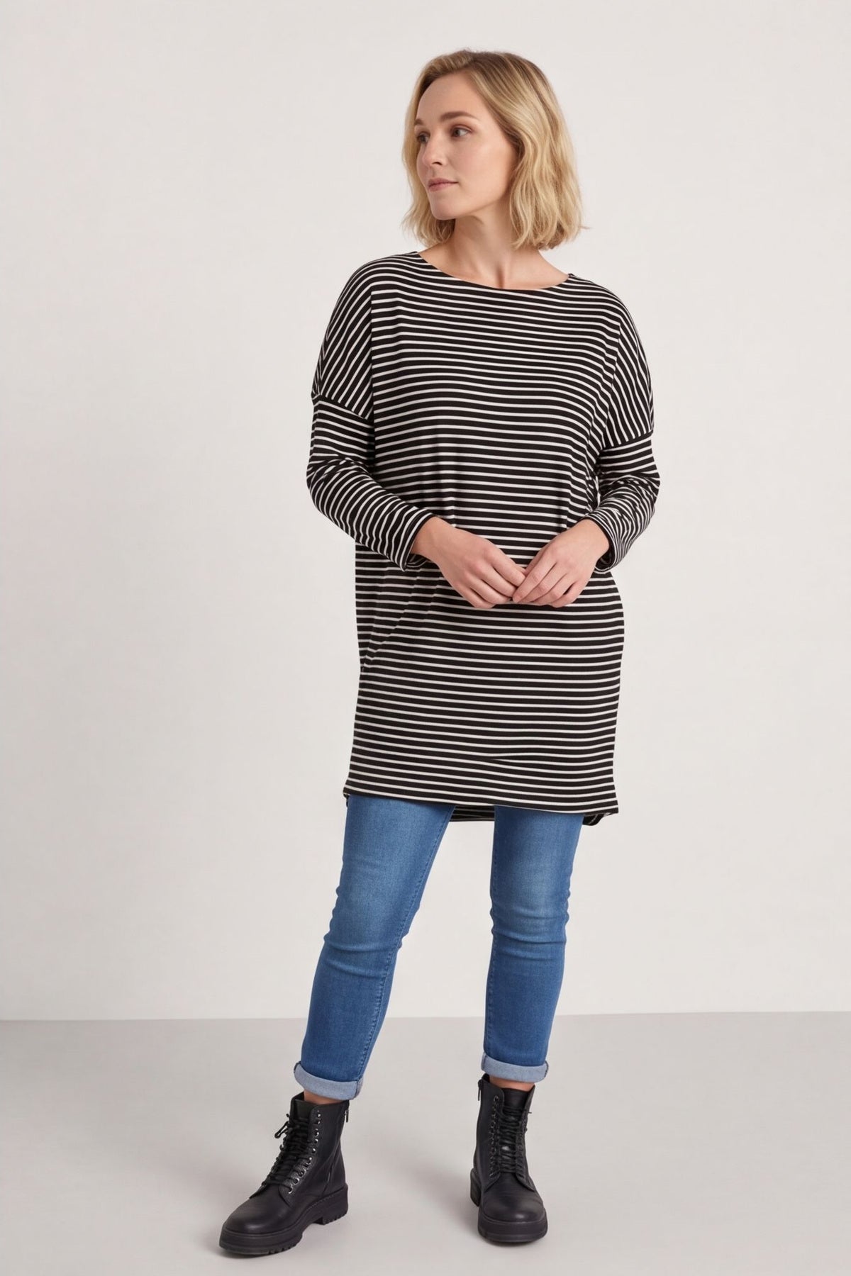 Nessie Stripe Cord Top Black – image 2 of 4