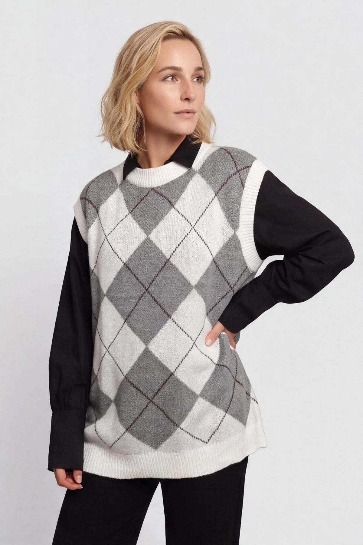Theresa Argyle Knitted Vest Grey – image 2 of 4