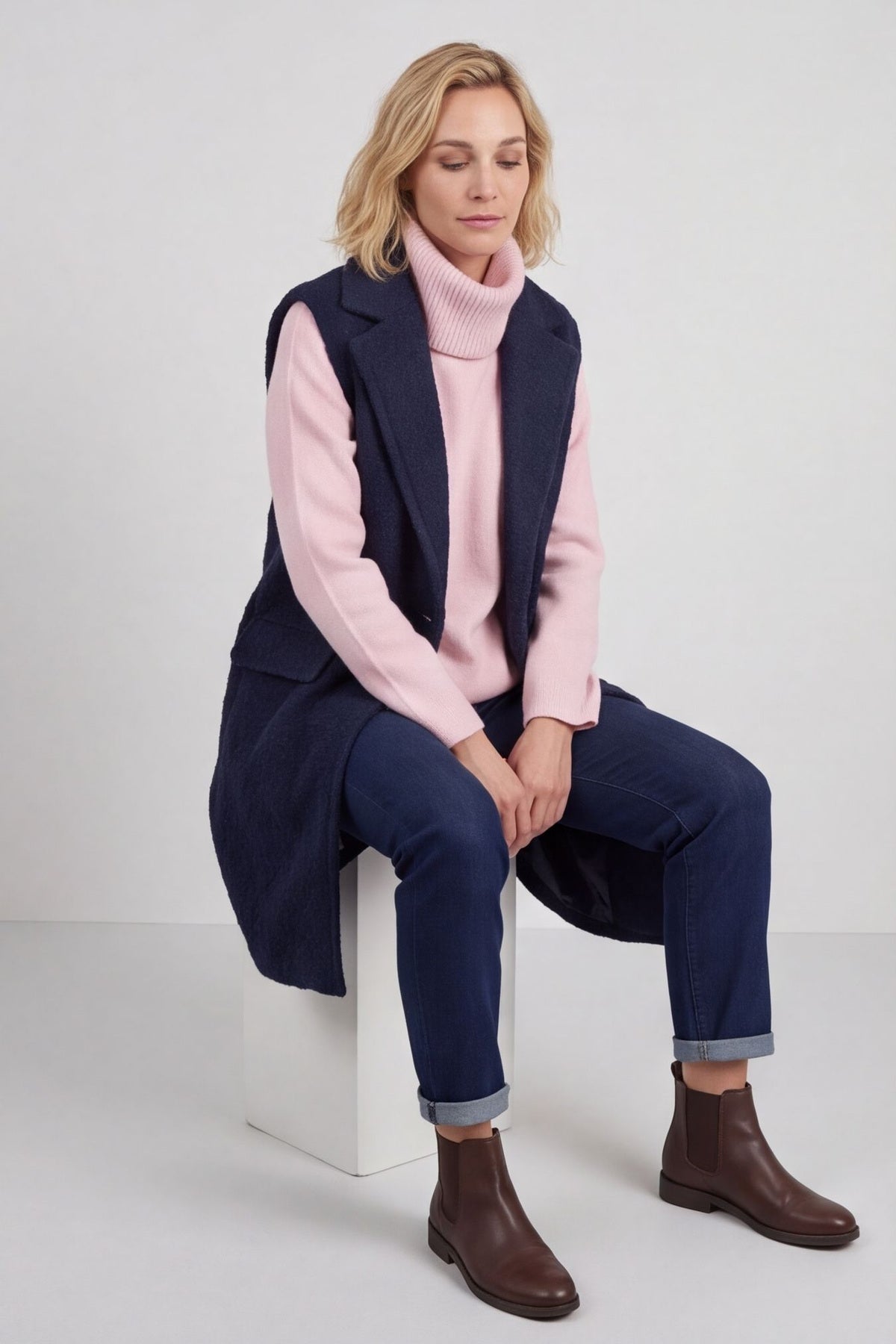Nori Boucle Gilet Navy – image 4 of 5