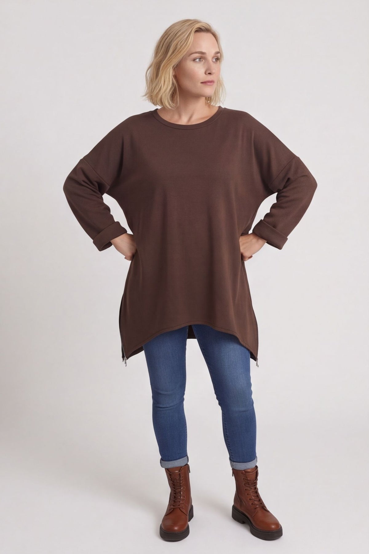 Lynne Zip Dipped Hem Top Cocoa – image 4 of 6
