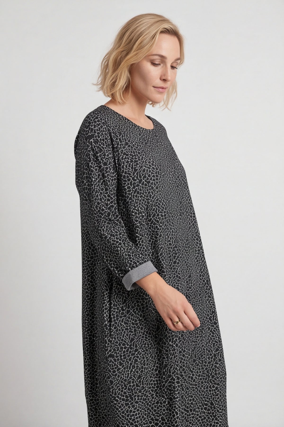Loni Dress Black – image 4 of 6