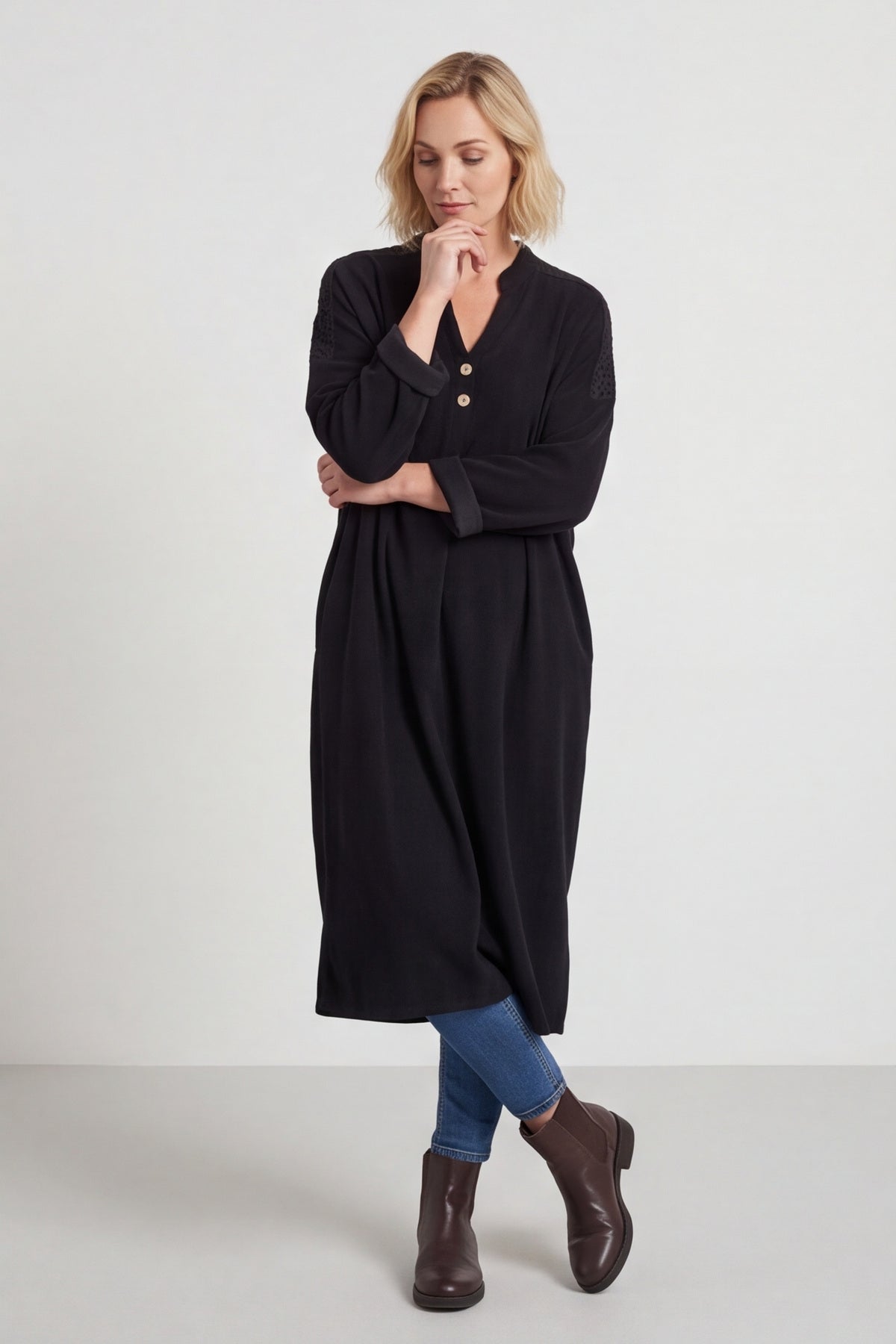 Terrie Needlecord Dress Black – image 4 of 6