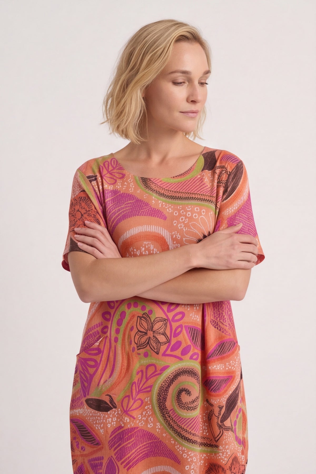 Aurora Leaf Linen Shift Dress – image 3 of 5