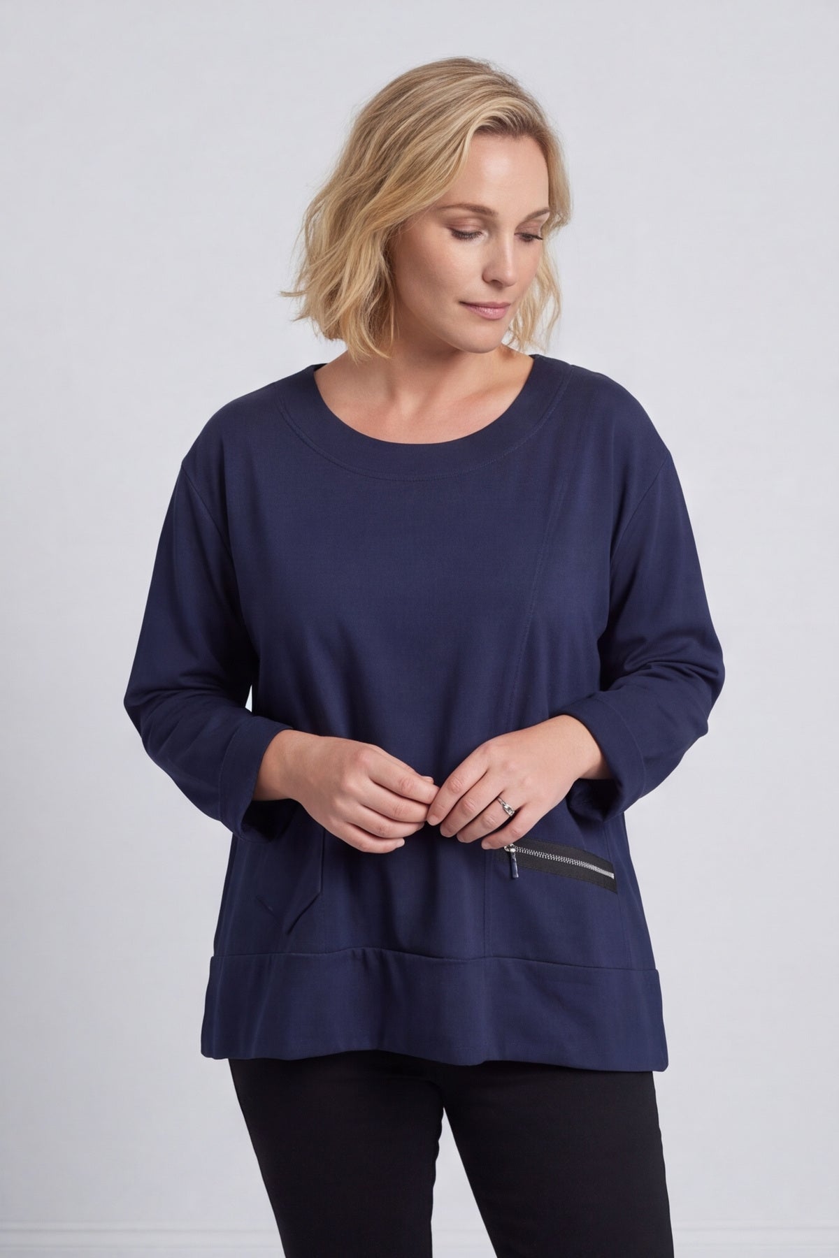 Laurissa Cotton Top Navy – image 3 of 4