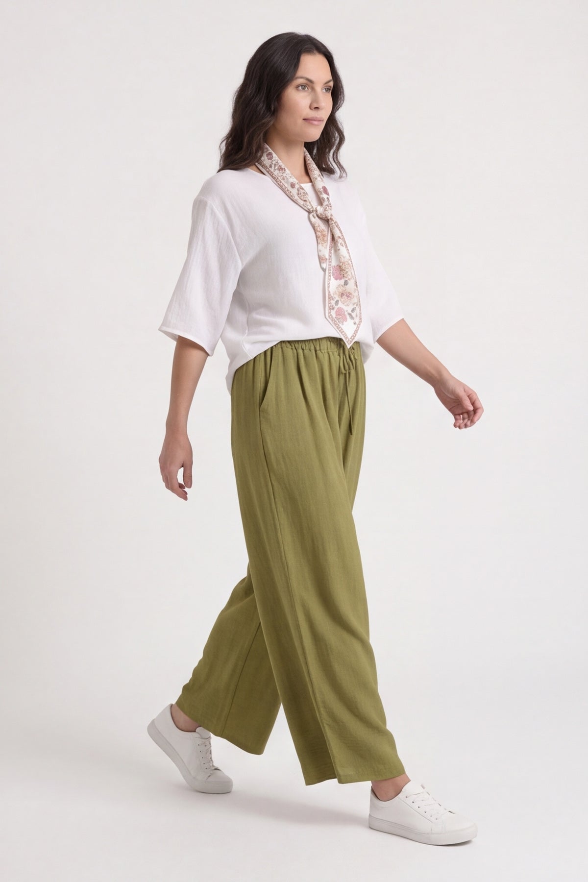 Athena Wide Leg Trousers Khaki – image 4 of 6