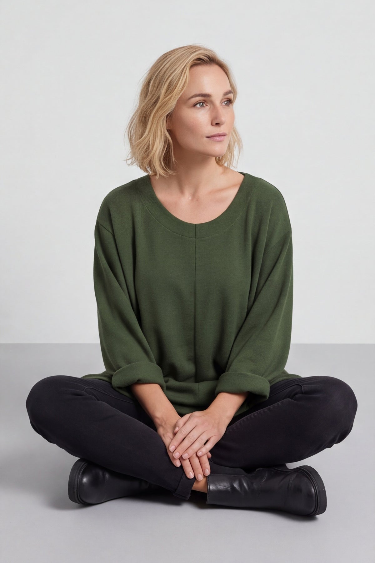 Beverley Oversize Knitted Top Khaki – image 5 of 6
