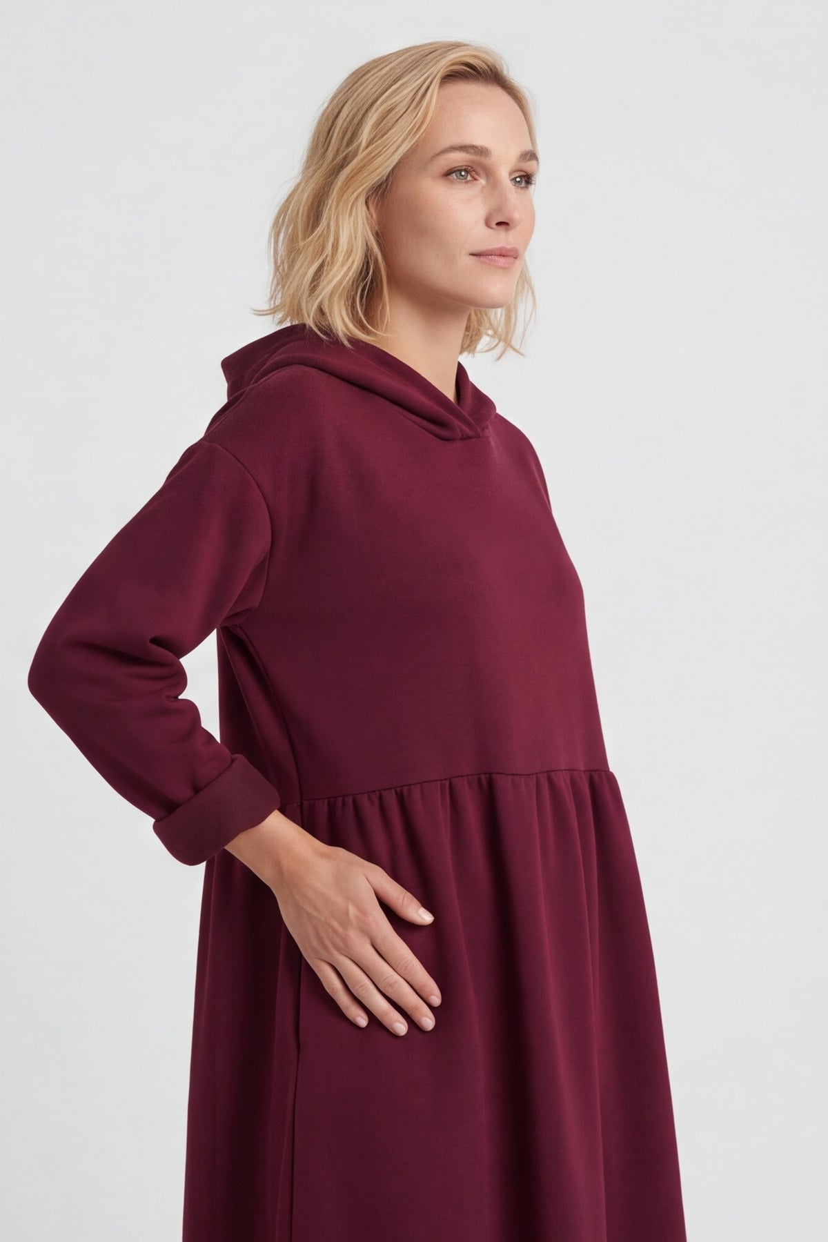 Saskia Hooded Dress Wine – image 4 of 5
