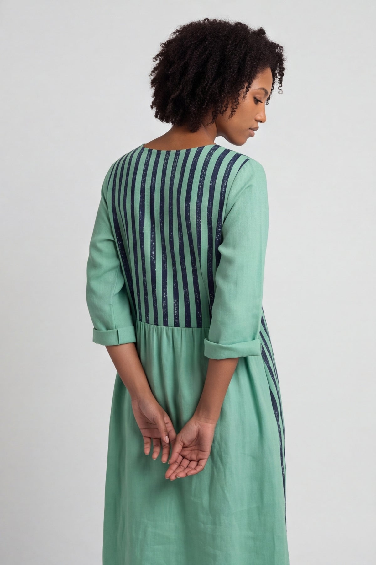 Maia Stripe Linen Dress – image 5 of 5