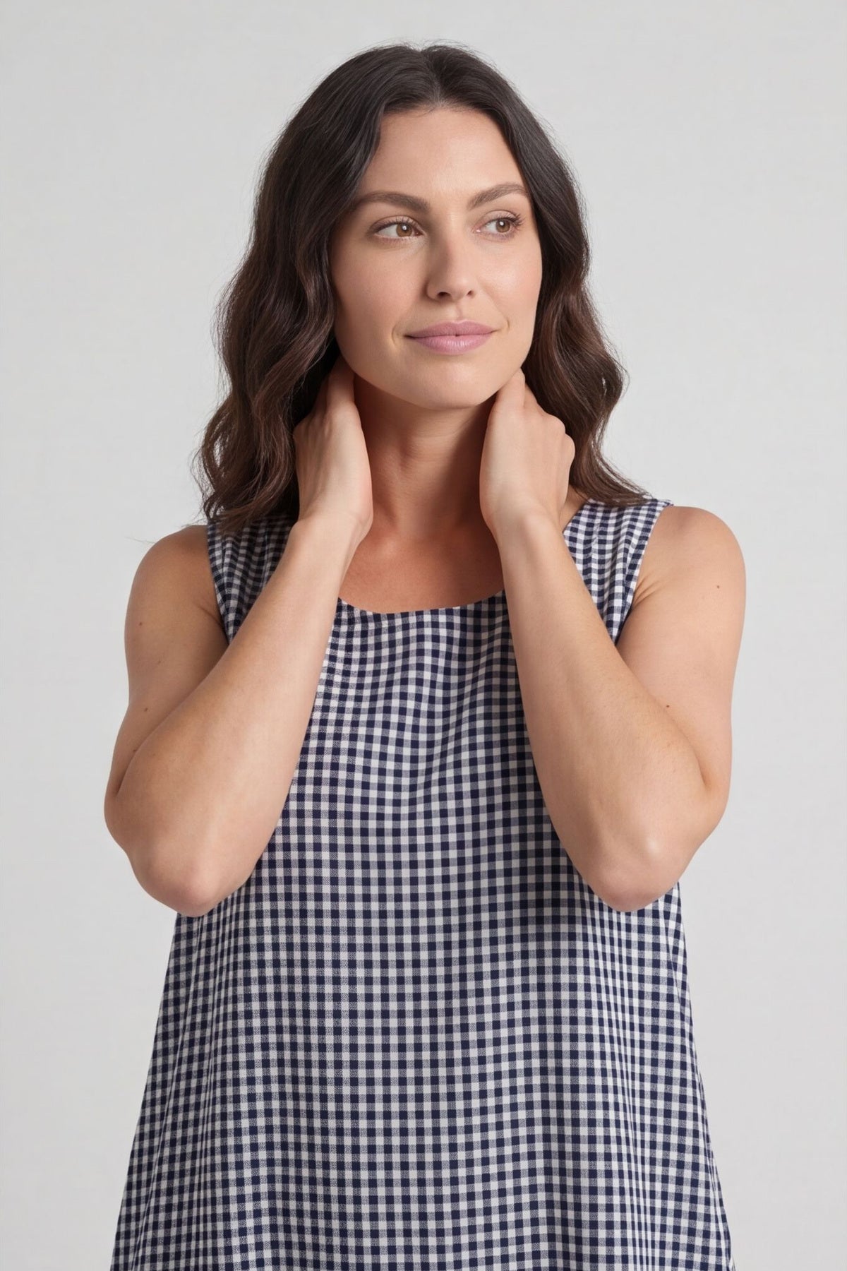 Imani Sleeveless Gingham Dress Navy – image 4 of 5