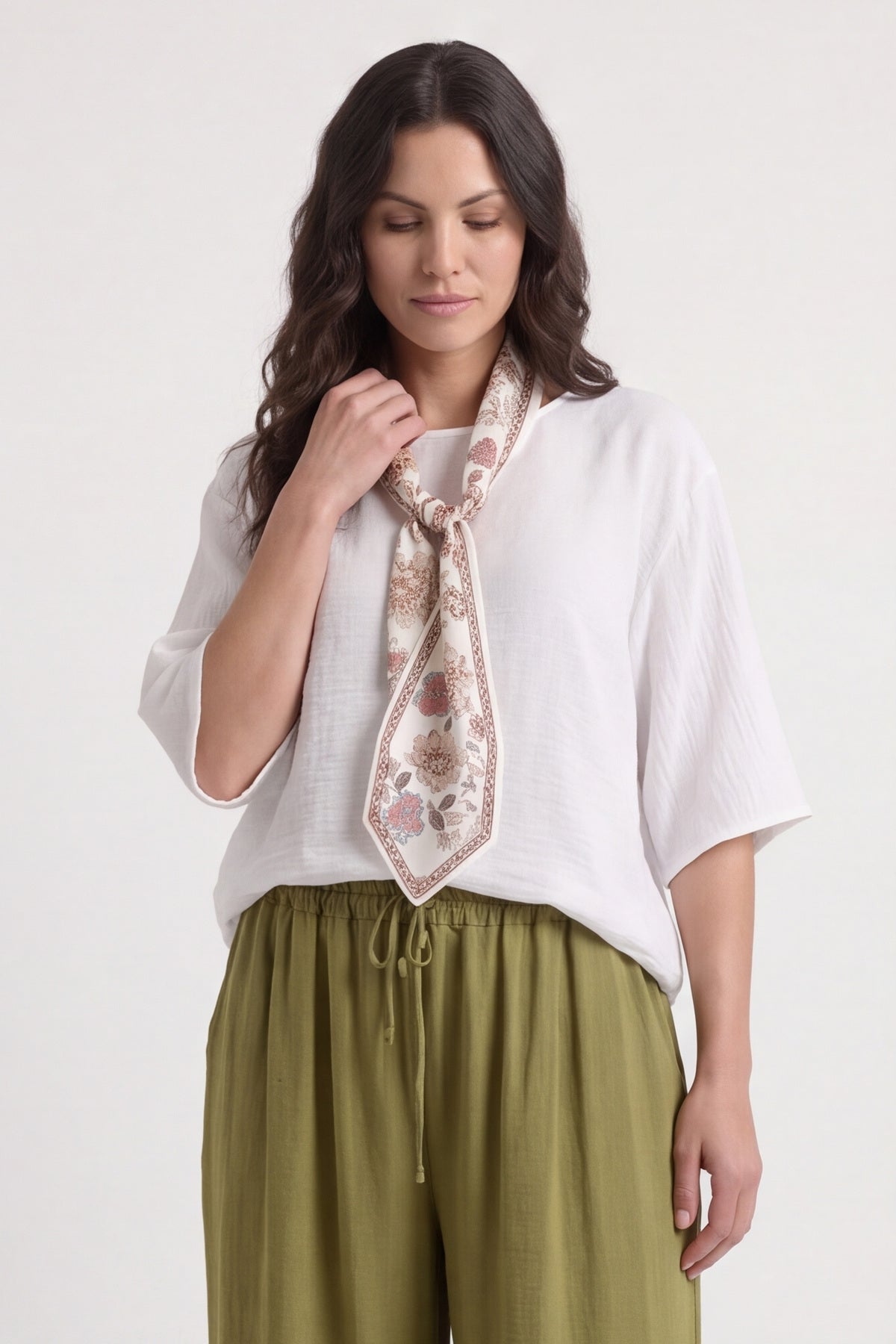 Athena Wide Leg Trousers Khaki – image 5 of 6