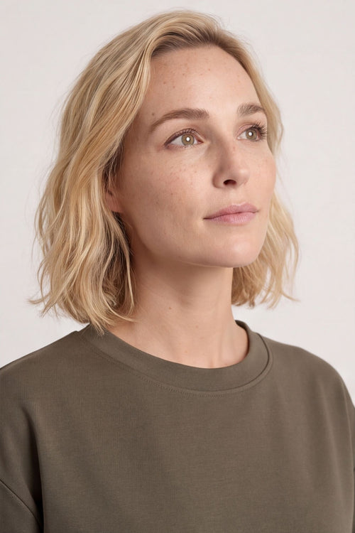 Maleah Seam Detail Top Khaki – image 3 of 3