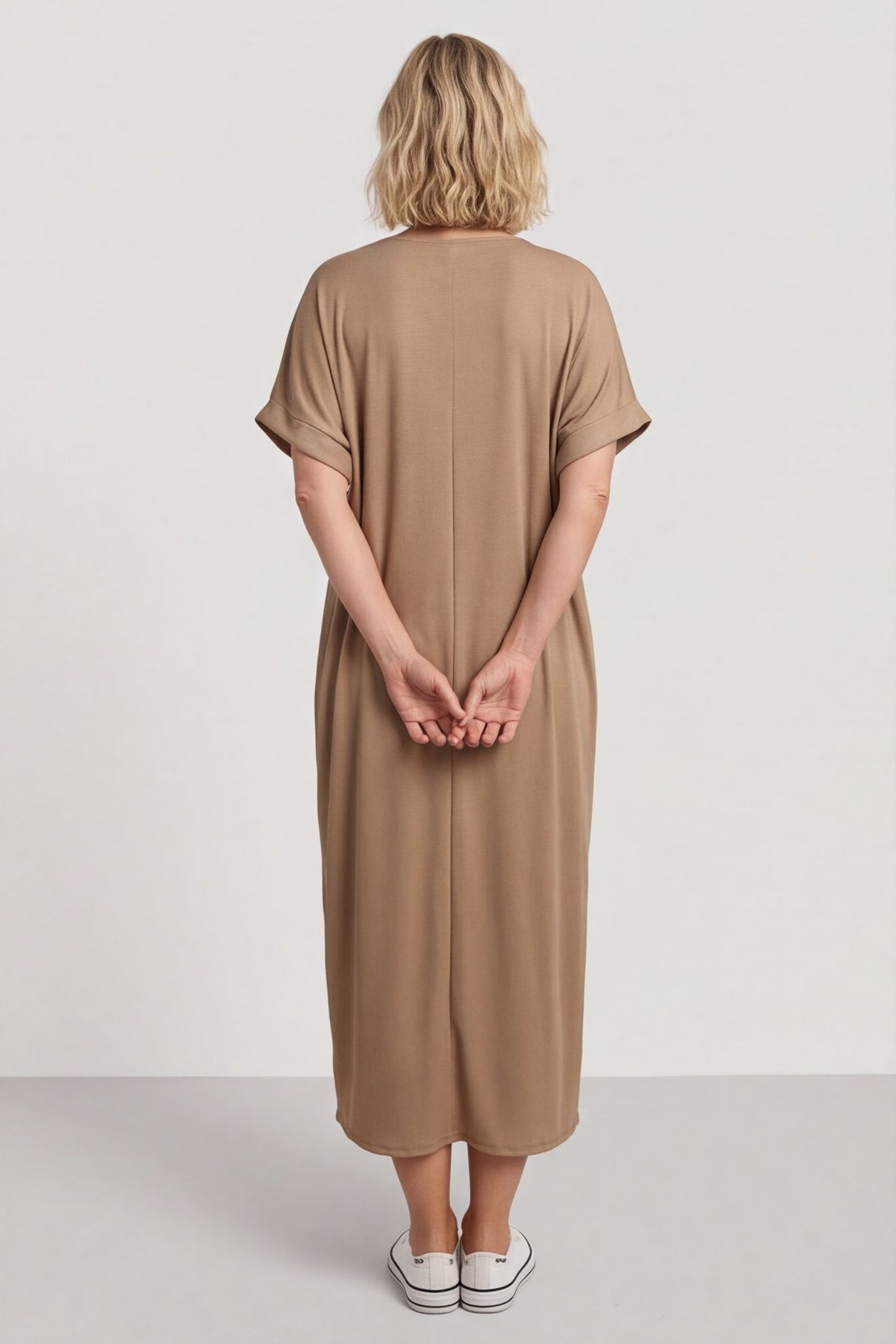 Frieda V-Neck Ribbed Dress Camel