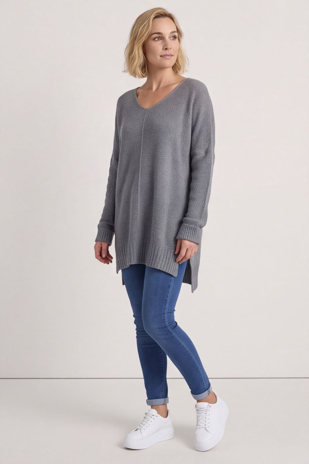Bo Slouch V-Neck Jumper Mid Grey – image 5 of 6