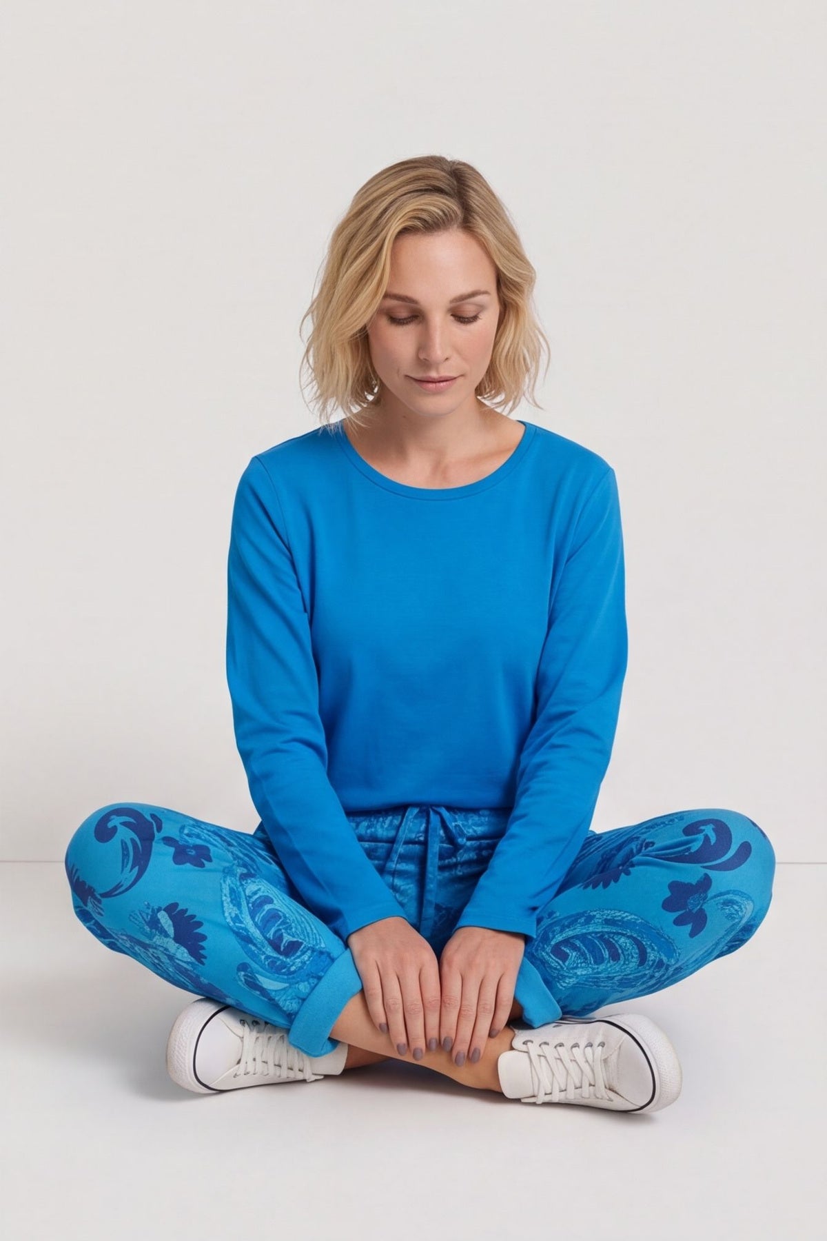 Lilah Print Cotton Trousers Blue – image 5 of 5