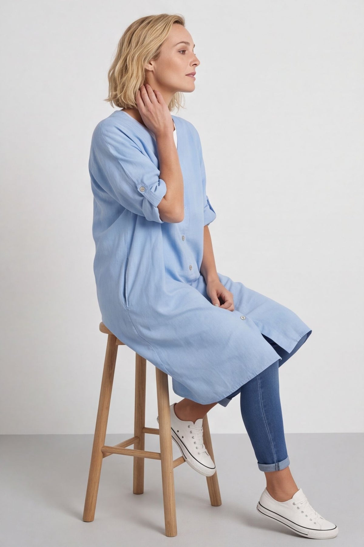 Alicia Button Linen Jacket Light Blue – image 3 of 4