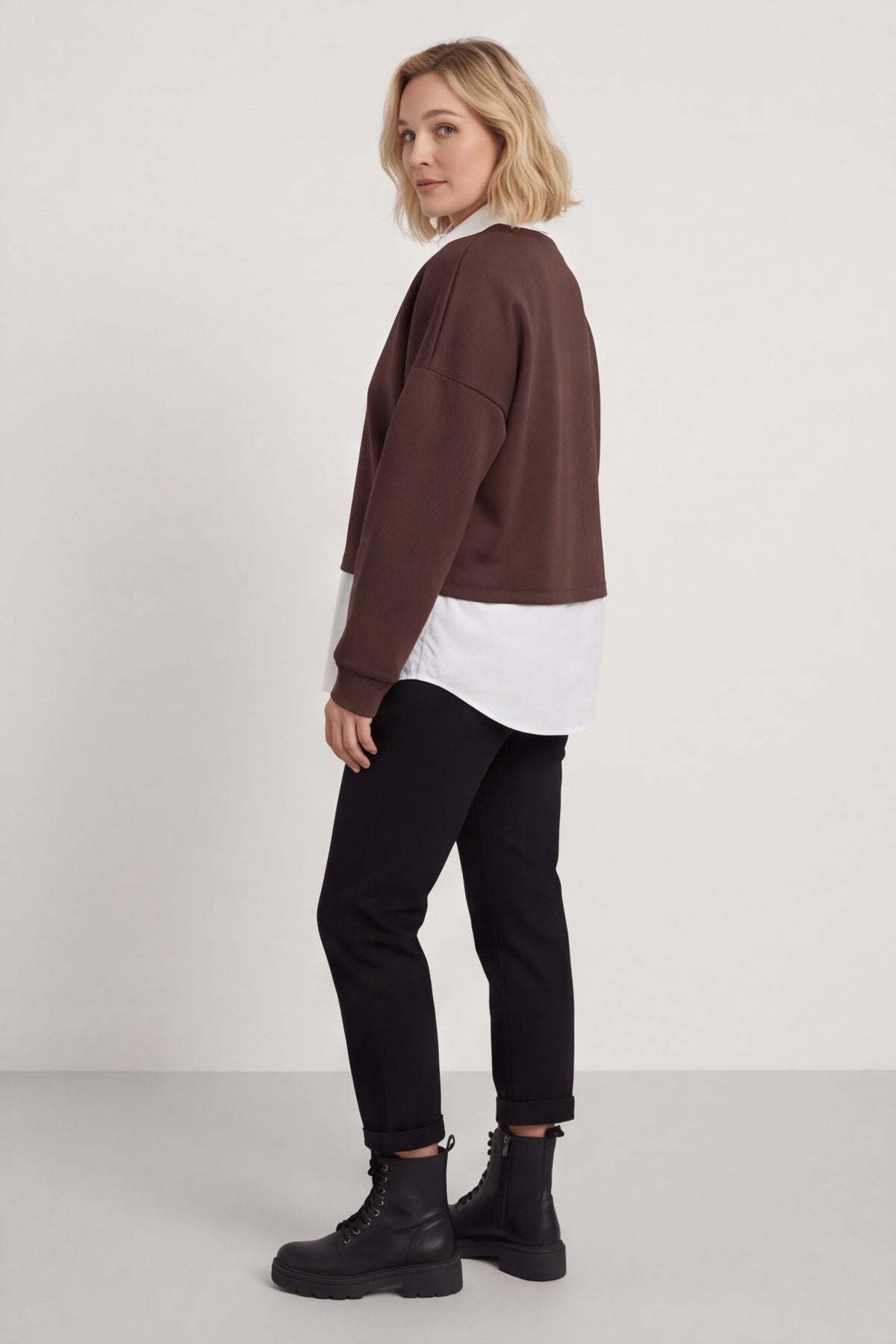 Leilani Collared Top Cocoa – image 5 of 5