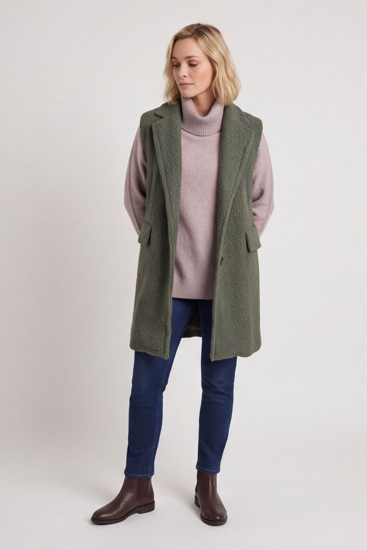 Nori Boucle Gilet Khaki – image 6 of 6