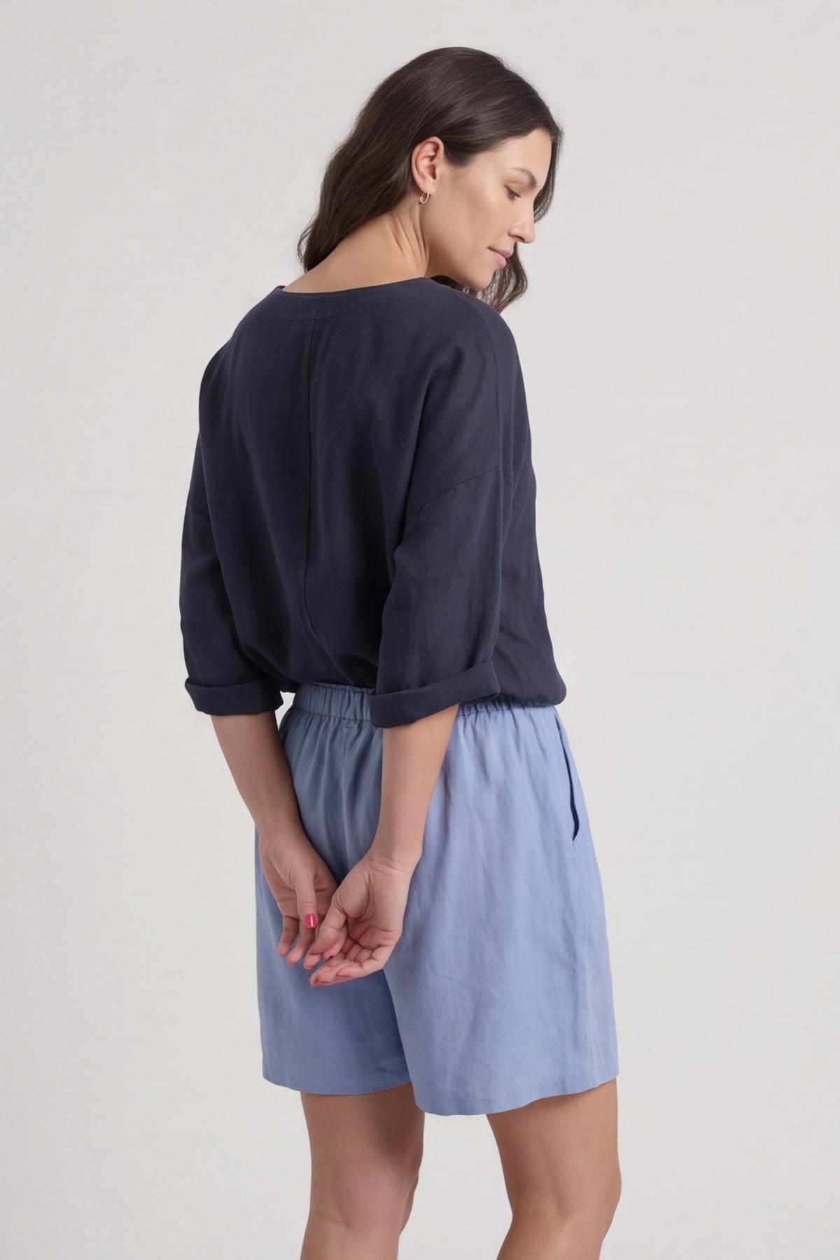 Arielle Linen Blend Shorts Powder Blue – image 6 of 6