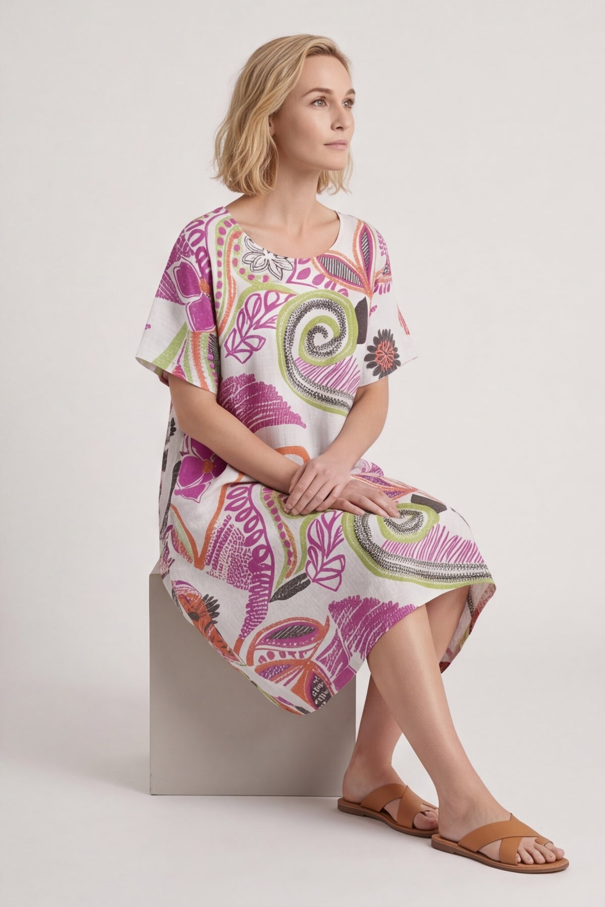 Aurora Leaf Linen Shift Dressen – image 3 of 3