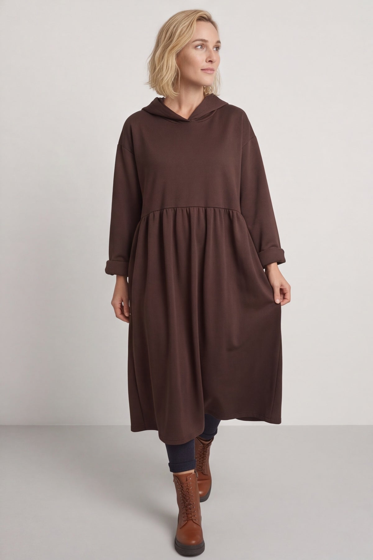 Saskia Hooded Dress Cocoa – image 4 of 4