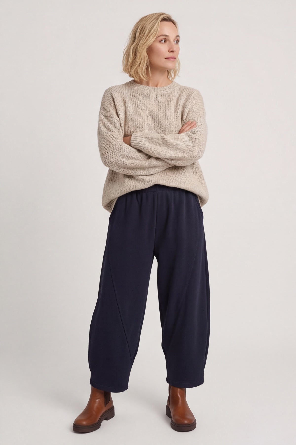 Yasmina Cropped Cotton Trousers Navy – image 4 of 4