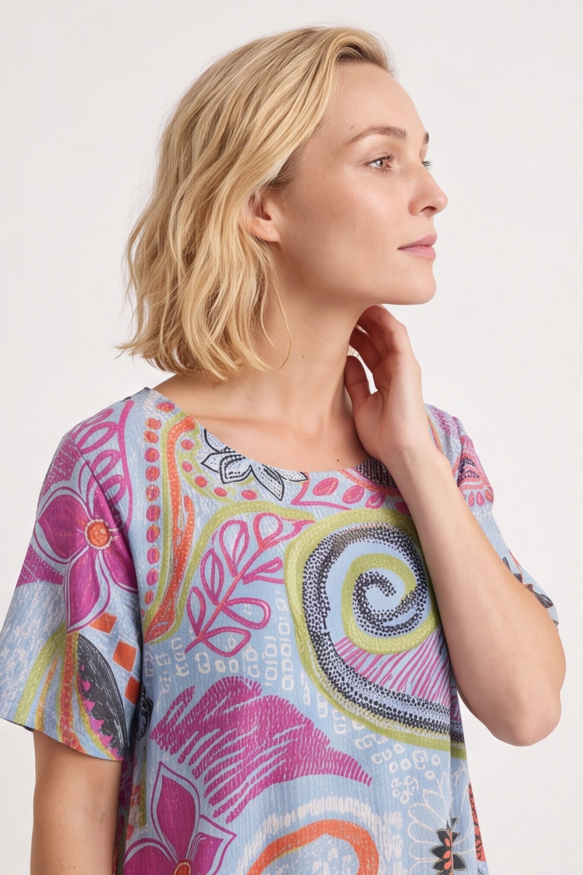 Aurora Leaf Linen Shift Dress – image 5 of 5
