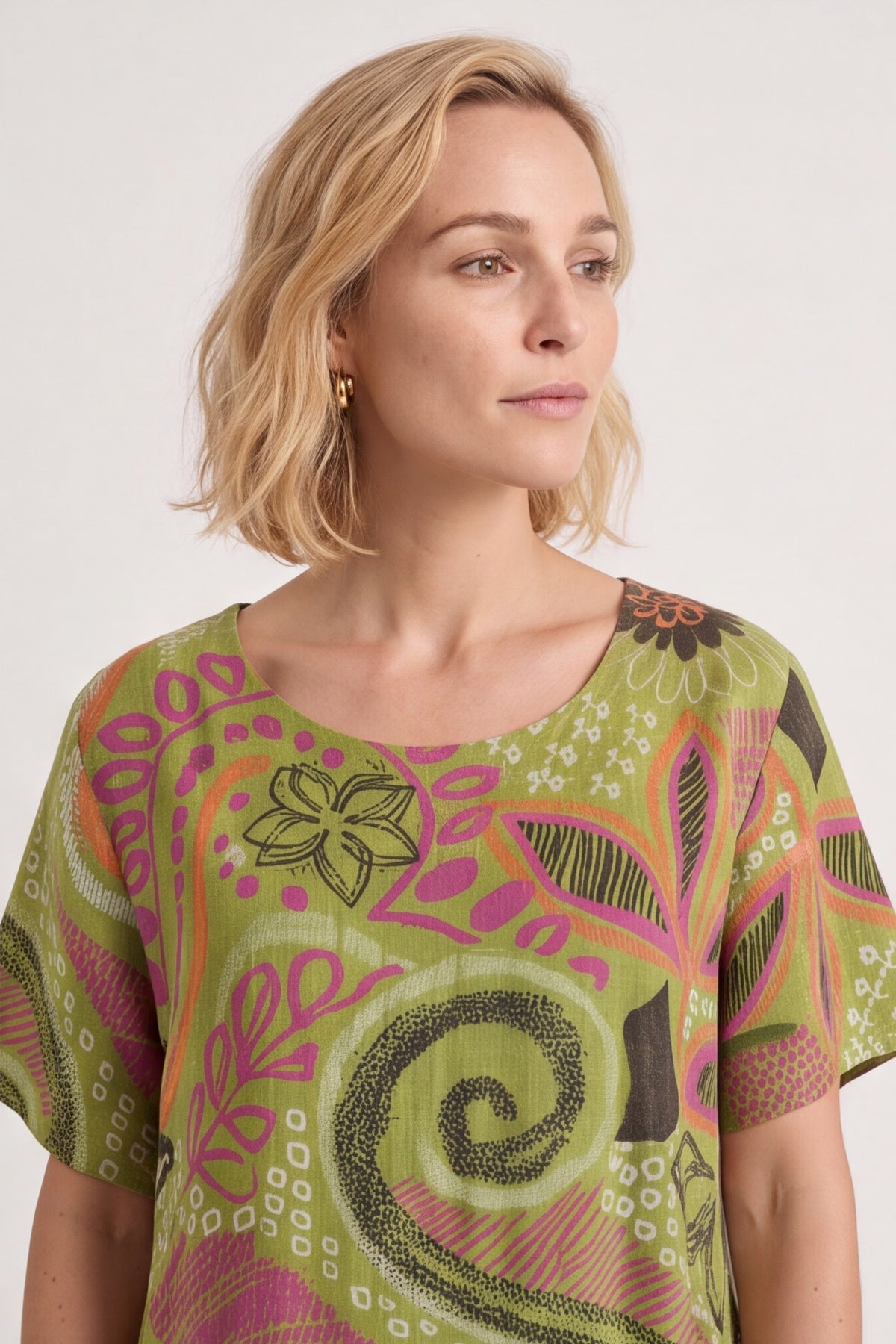 Aurora Leaf Linen Shift Dress – image 4 of 4