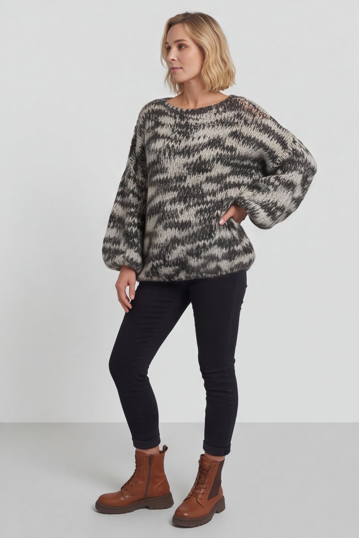 Leatrice Knitted Jumper Stone – image 6 of 6